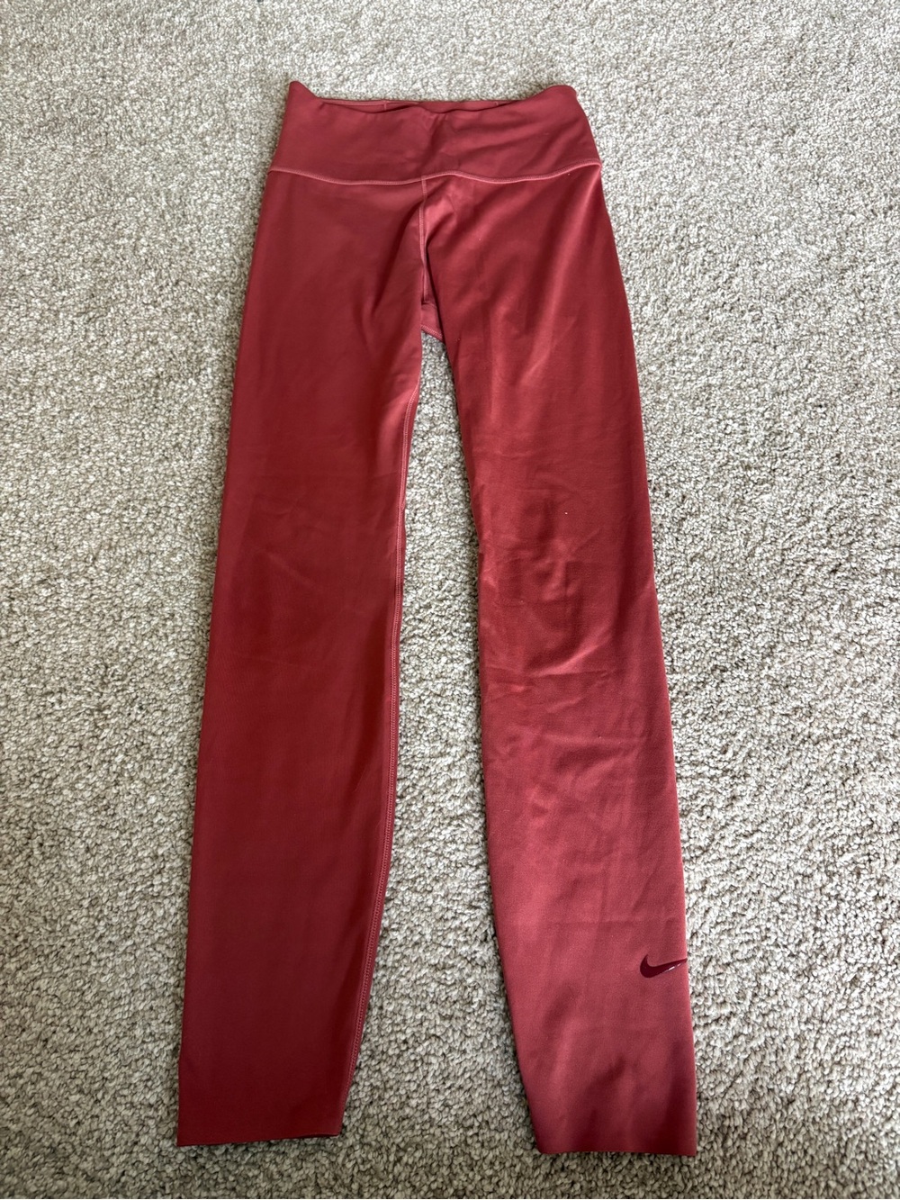 Nike Women’s Maroon Red Leggings